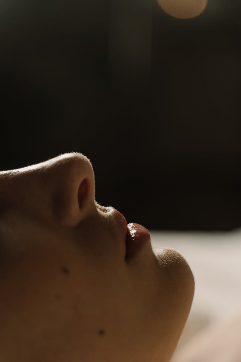 Primer plano de nariz - dilatador nasal respiración
