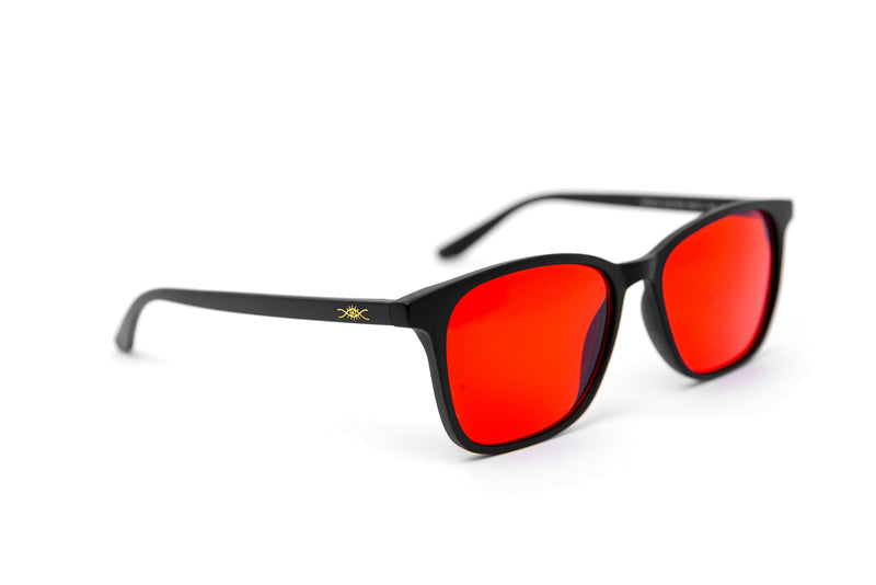 Lentes rojos +Sueño de costado